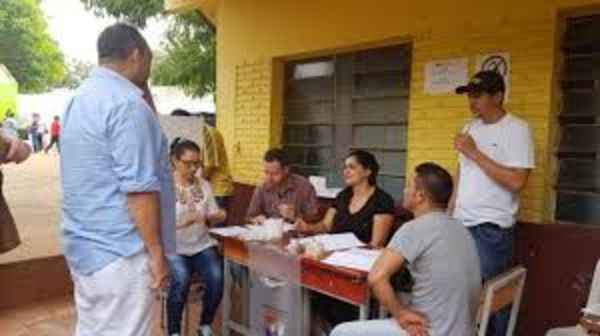 Inician elecciones con varios incidentes en Ciudad del Este