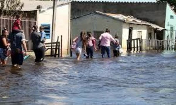 De subir el río unas 1.000 familias seria afectadas