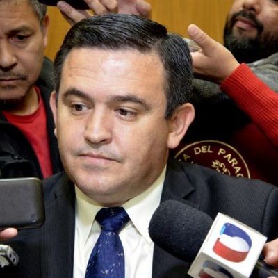 Petta amenaza al Congreso con un paro docente