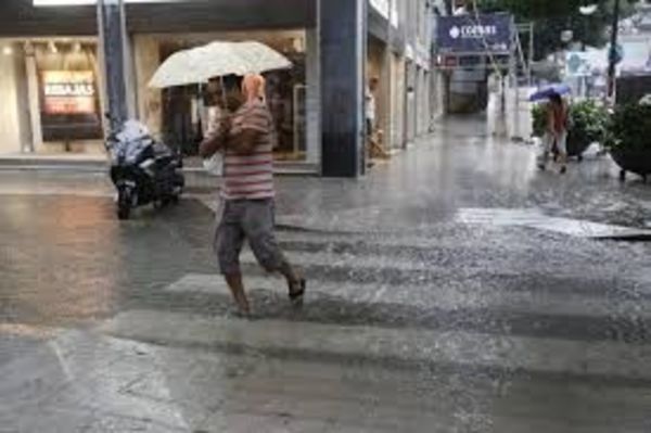 Vientos del sur y lluvia para este martes