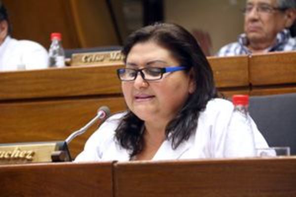 Corresponde salario mínimo a trabajadoras domésticas ratifican