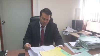 Juez rechaza amparo de Cartes y Nicanor para acceder al senado