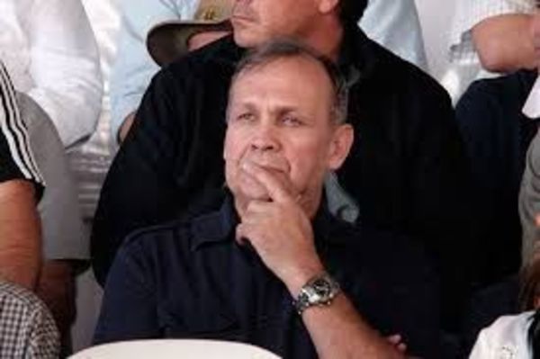 Defensor Miguel Godoy; ¿Cómo Mario Ferreiro se hace dueño de una manzana sobre la avenida Mariscal López?