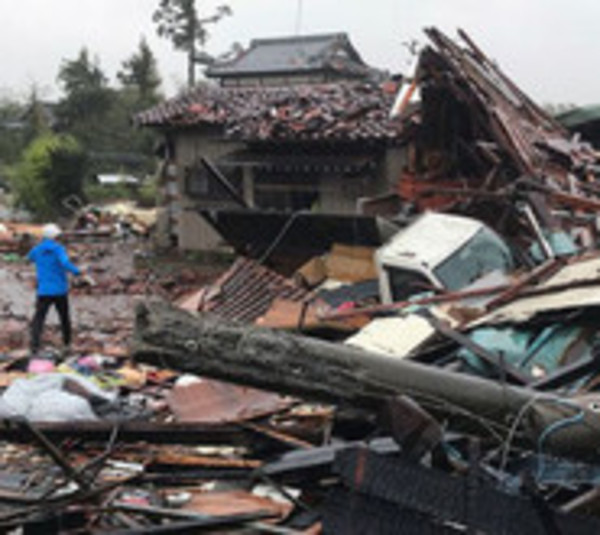 Tifón de Hagibis deja 20 muertos tras su paso en Japón  - Paraguay.com