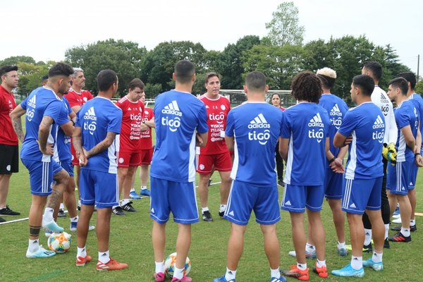 Berizzo no se guarda nada y pone un once súper ofensivo