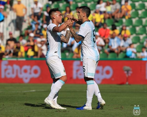 Argentina desta su furia ante Ecuador