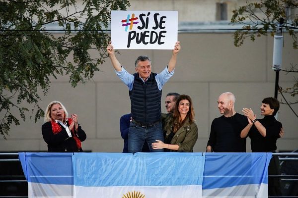 Un fin de semana de respiro para Mauricio Macri: calor popular y triunfo electoral