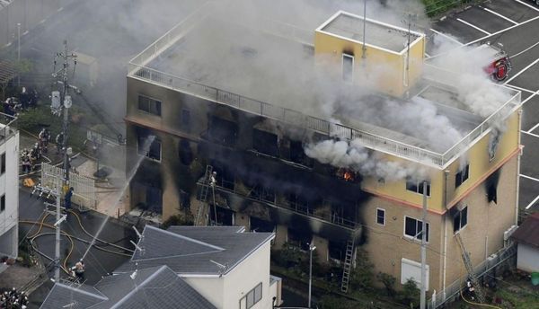Al menos 33 muertos en incendio en estudio de animación en Kioto