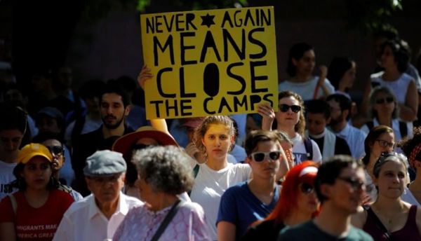 Miles protestan en EE.UU. por trato inhumano a inmigrantes detenidos