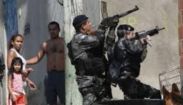 Lluvia de balas: la última pesadilla en las favelas de Río de Janeiro