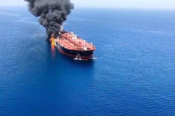 Atacan más petroleros en el Golfo de Omán y crecen las tensiones entre EE.UU. e Irán
