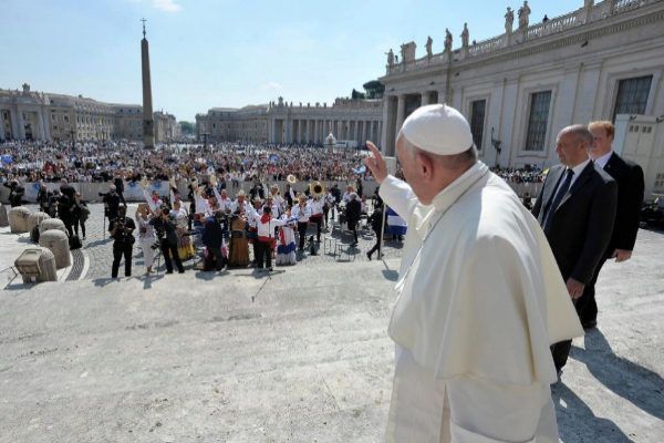 Papa Francisco admite que el suicidio o la eutanasia es una derrota para todos