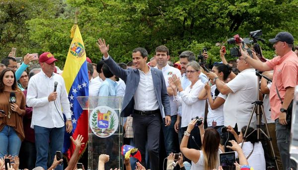 Juan Guaido ordenó a embajador a contactar con el Comando del Sur