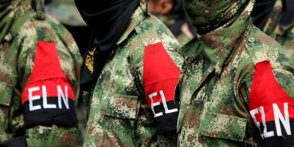 1.000 guerrilleros resguardan a Maduro