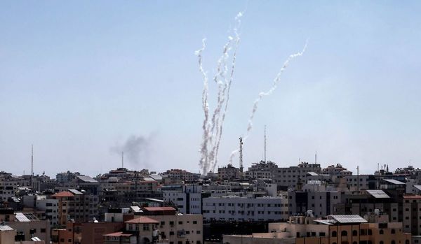 Israel bombardea Gaza