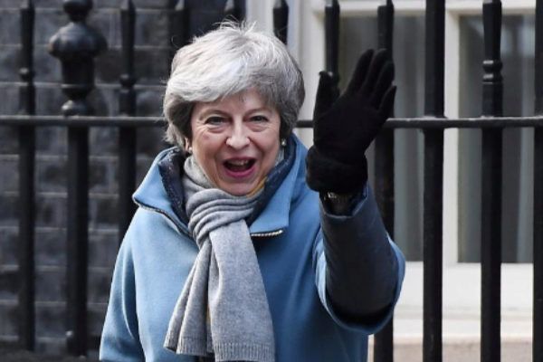 May pide prorrogar el Brexit hasta el 30 de junio