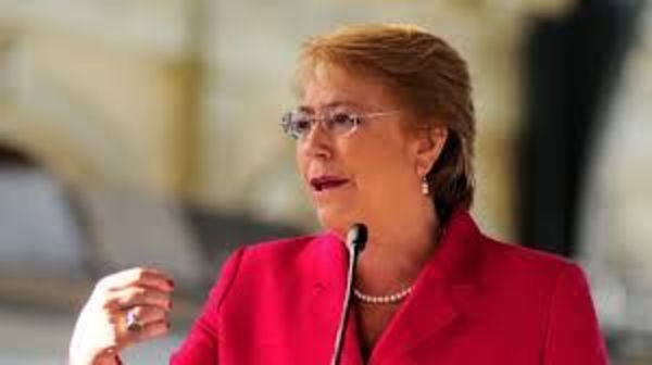 El mensaje de Bachelet en el Día de la Mujer: “Pónganse del lado correcto de la historia y apoyen a las defensoras de DD.HH.”