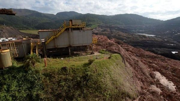 Policía de Brasil arresta a ocho personas por desastre represa Vale