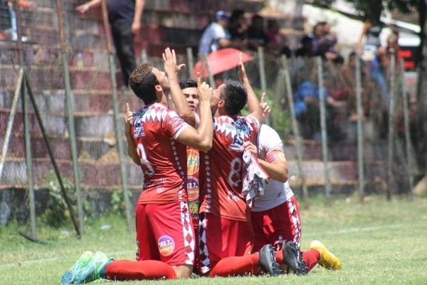 HOY / Colegiales le da una mano a Tembetary