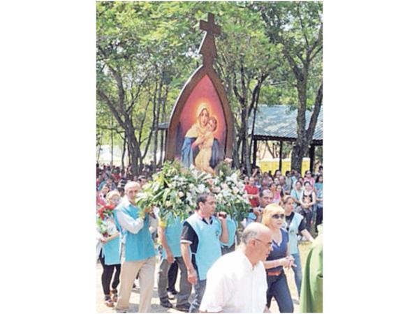 Fiesta patronal en honor a la Virgen de Schoenstatt