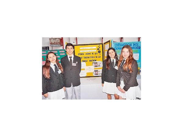 Alumnos presentaron 150 proyectos en feria de ciencias