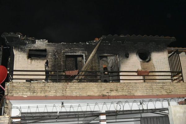 Hablan de incendio provocado en vivienda de Roque Alonso - Nacionales - ABC Color
