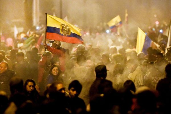 Presidente de Ecuador mantiene subsidios y desactiva crisis - Mundo - ABC Color