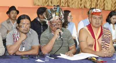 Gobierno ecuatoriano y movimientos indígenas pactan dejar sin efecto decreto » Ñanduti