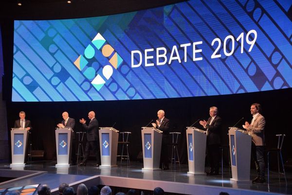 Crisis y política exterior marcan primer debate para los comicios argentinos - Mundo - ABC Color