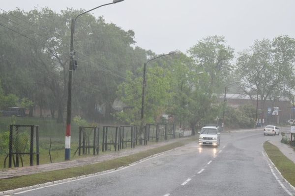 Torrencial lluvia en distritos de Misiones - Nacionales - ABC Color