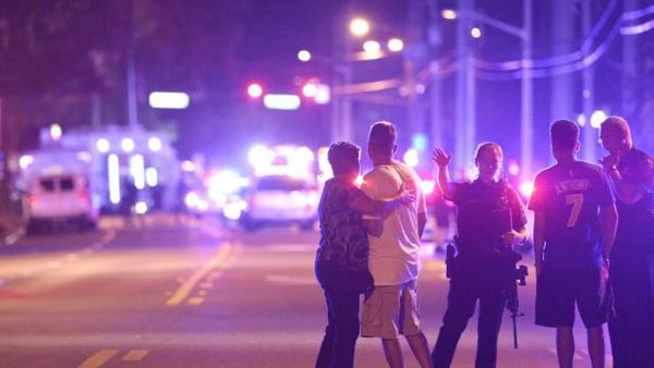 Medio centenar de muertos tras ataque a una discoteca en la ciudad estadounidense