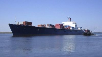 Hallan cuerpo de uno de los marinos del carguero El Faro