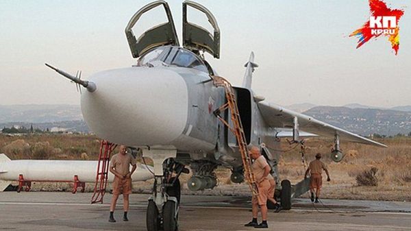 Soldados rusos ocupan un verdadero búnker en Siria