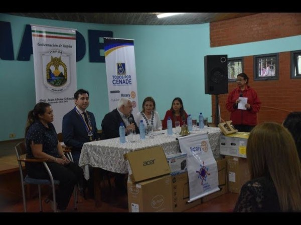 GOBERNACIÓN DE ITAPÚA ENTREGA MOBILIARIOS Y EQUIPOS INFORMÁTICOS AL CENADE