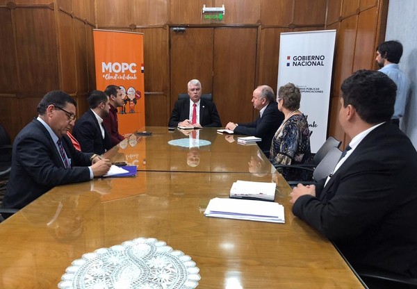 MOPC financiará obras en Ciudad del Este