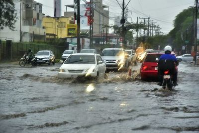 Lluvias aplacan el calor, pero producen cuantiosos raudales - Nacionales - ABC Color