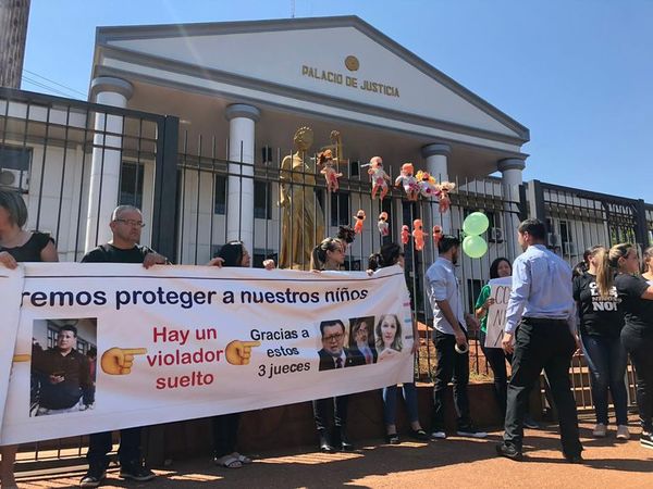 JEM pide expediente sobre prohibición de protesta contra magistrados - Nacionales - ABC Color
