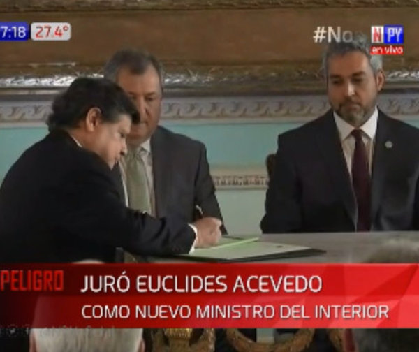 Euclides Acevedo juró como nuevo ministro del Interior