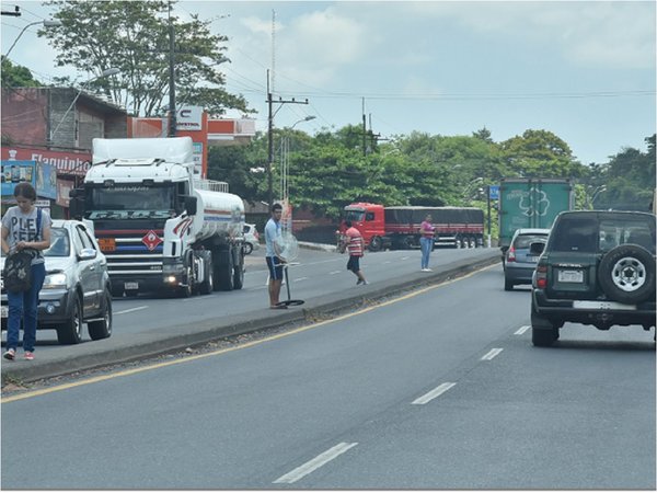 Peatón fallece en accidente de tránsito sobre Acceso Sur