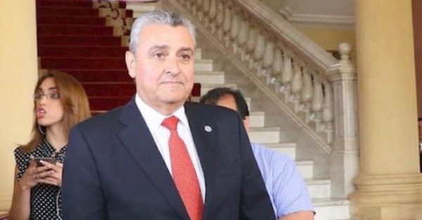 Villamayor dejó de  ser ministro y será  jefe de Gabinete