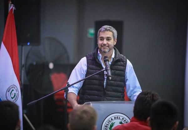 Mario Abdo insta a evitar la politiquería y las divisiones estériles