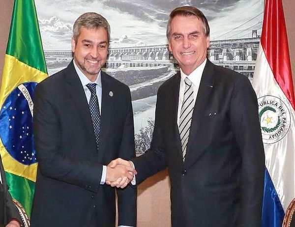 Crean comisión asesora para renegociación de Itaipú