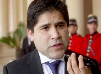 Aquejado por las críticas retiran polémica normativa contra libertad de manifestarse