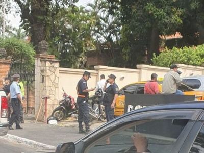 Ex trabajadores de Acepar se manifiestan frente a la Procuraduría