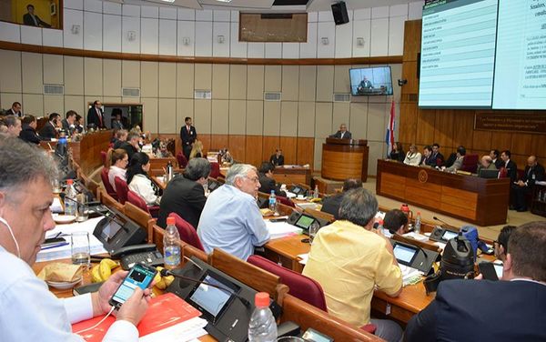 Senadores rechazan pedido de interpelacion contra ministro del Interior