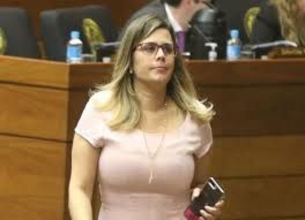 Colorados ocupan espacio en Comisión Bicameral para sepultar proyecto de juicio político contra Mario Abdo y Hugo Velázquez