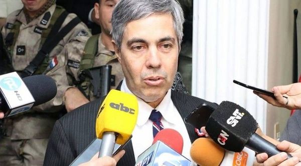 Pedro Ferreira insta a la fiscalia a incautar celular del Vice Presidente para confirmar traición a la patria