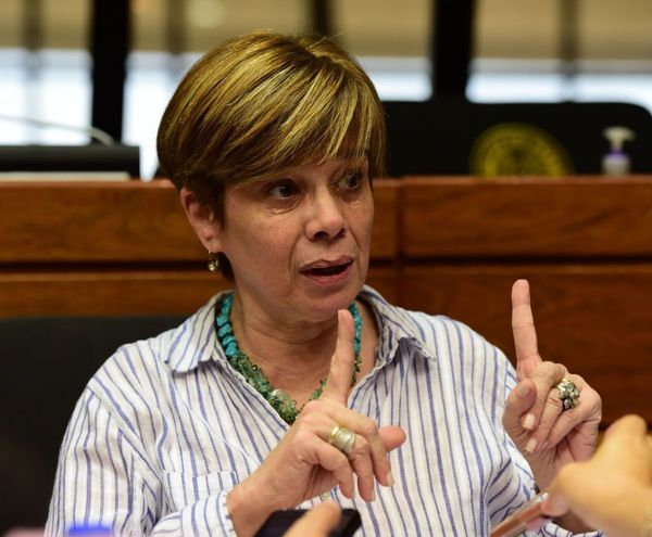 Desirée Masi acusa a Cartes de utilizar medios de prensa para crear inestabilidad en el gobierno