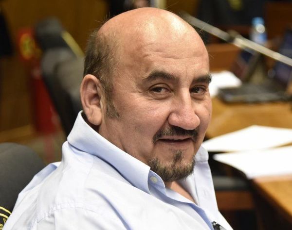 Llanistas sostienen que deben rodar cabezas para salvar a Marito
