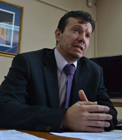 Carlos Arregui remite informes sobre irregularidades del IPS a la fiscalia